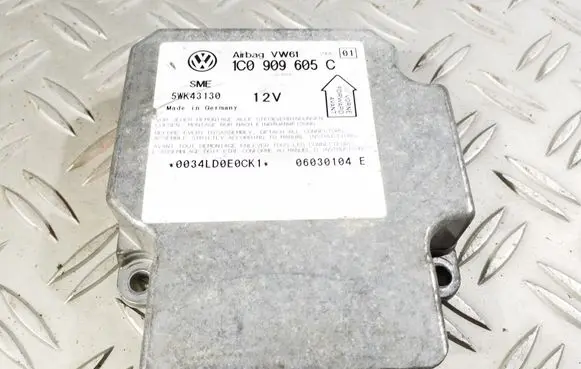 Volkswagen PASSAT B5.5 Airbag control unit/module 1C0909605C 5WK43130 06030104E
