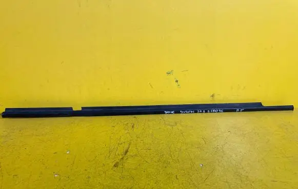 Suzuki SX4 S-Cross Rear door trim (molding)