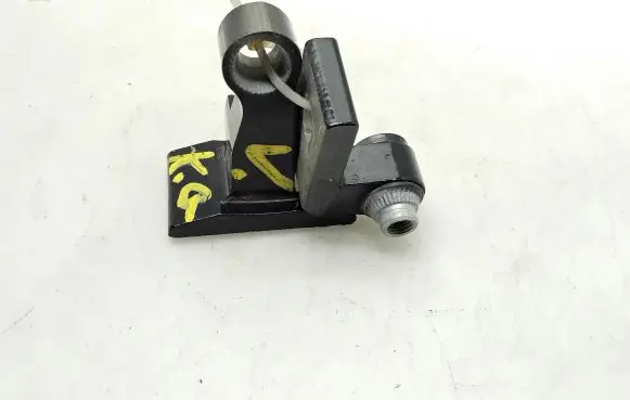 BMW 3 F30 F35 F31 Rear door upper hinge 7246061