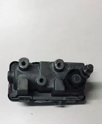 BMW 1 E81 E87 Turbine electric control actuator 781751 6NW009660