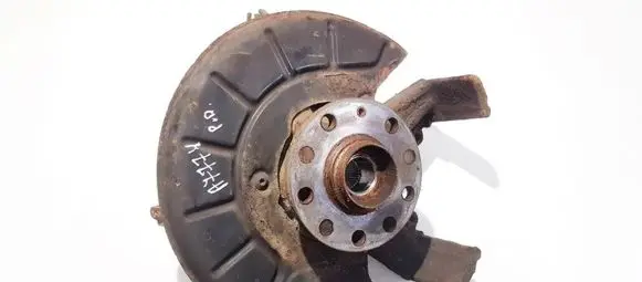 Volkswagen Jetta V Front wheel hub