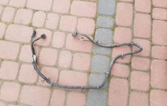 Opel Insignia A ABS brake wheel speed sensor 22879953