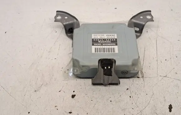 Toyota Prius (XW20) Gearbox control unit/module 8953547020 0791001780