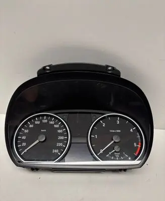 Speedometer (instrument cluster)