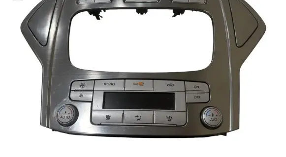 Ford Mondeo MK IV Climate control unit 7S7T18C612AF W8GB77014 0259A