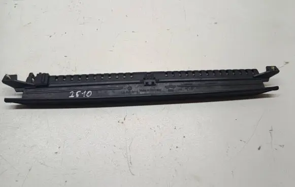 Volkswagen Golf IV Third/center stoplight 1J6945097C