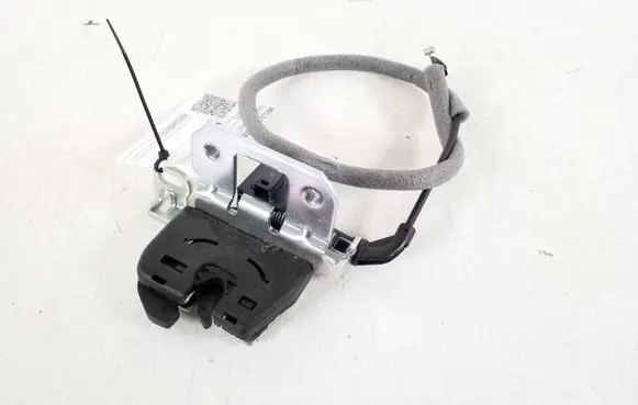 Mercedes-Benz CLS C218 X218 Seat back rest lock catch A2129200172