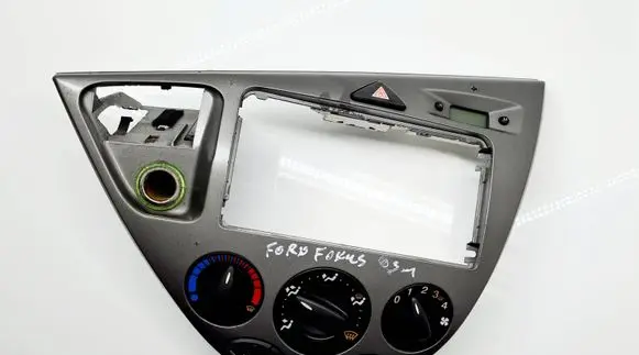 Ford Focus Climate control unit 98AB15000CCW