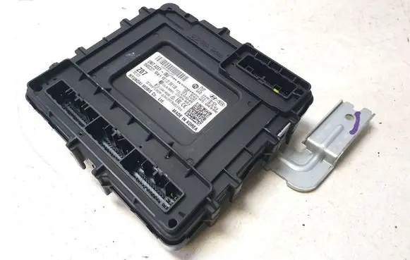 Hyundai Tucson TL Gearbox control unit/module 95400CZ071