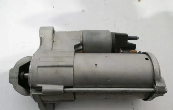 Mercedes-Benz E W213 Starter motor A6549061400