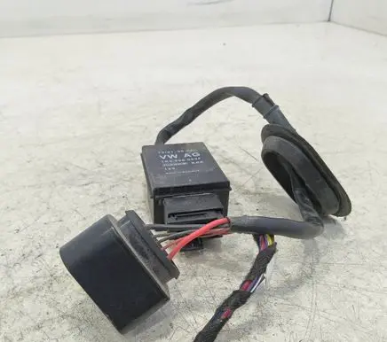 Skoda Octavia Mk2 (1Z) Fuel injection pump control unit/module 1K0906093F