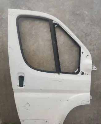 Fiat Ducato Front door