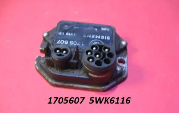 BMW 5 E28 Ignition amplifier control unit 1705607 5WK6116