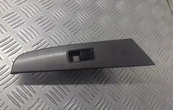 Mazda 3 I Electric window control switch BS3F66380