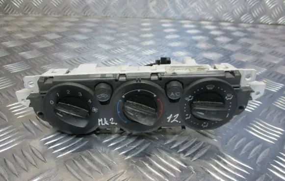Ford Focus Interior fan control switch 3M5T-19980-AD