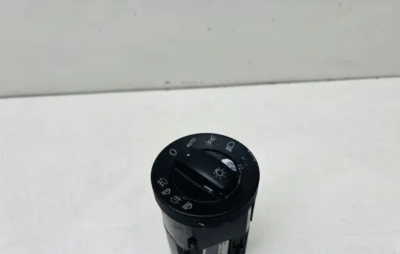 Audi A4 S4 B7 8E 8H Light switch 8E0941531D