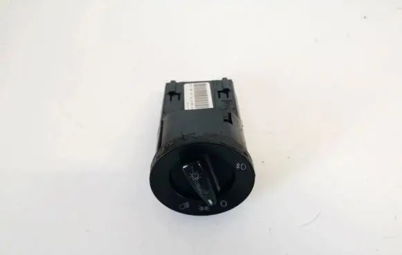 Skoda Roomster (5J) Light switch 3b0941531b