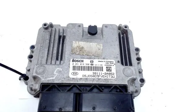KIA Ceed Engine control unit/module 0281016360 391112A952