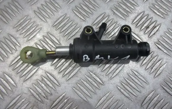 BMW 1 E81 E87 Clutch slave cylinder 