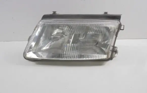 Volkswagen PASSAT B5 Headlight/headlamp