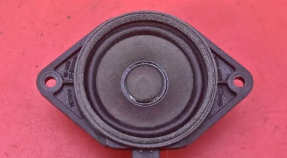Hyundai Ioniq Subwoofer speaker 96355-R0000