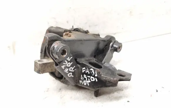Skoda Fabia Mk1 (6Y) Engine mount bracket