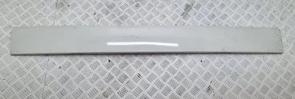 Land Rover Discovery 4 - LR4 Tailgate trim 9H2240706A