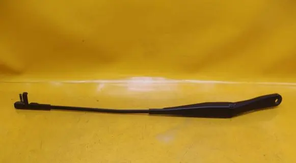 Opel Astra H Front wiper blade arm 13111220LH