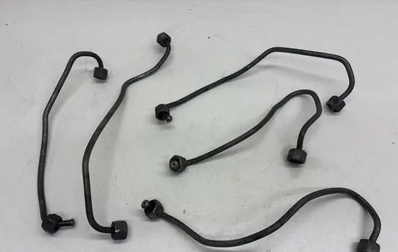 Volvo S70 V70 V70 XC Fuel line pipe 