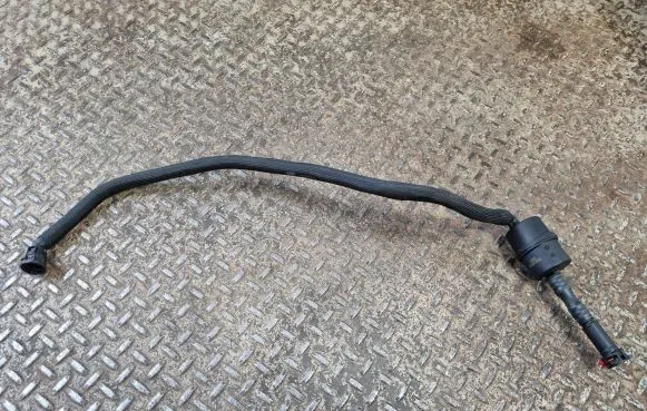 BMW 3 G20 G21 Vacuum line/pipe/hose 8664926