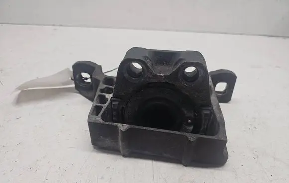 Ford Focus C-MAX Engine mount bracket 1234