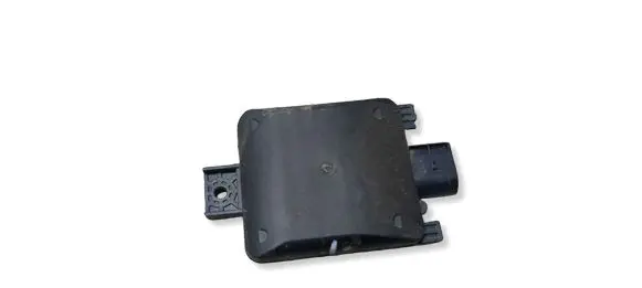 Skoda Octavia Mk4 Distronic sensor radar 2Q0907686D 5Q0907686D