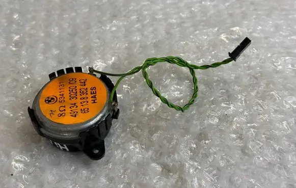 BMW 5 E39 Front door high frequency speaker 8352442 65138352442