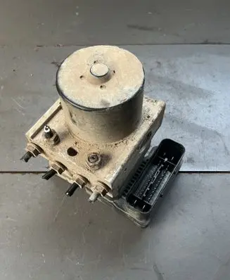 Volkswagen Caddy ABS Pump 1K0907379P 10097003153 00009496E5