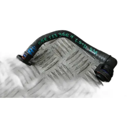 Audi Q3 F3 Intercooler hose/pipe 05E133366N