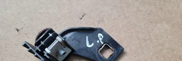 Audi A7 S7 4G Headlight/headlamp mounting bracket