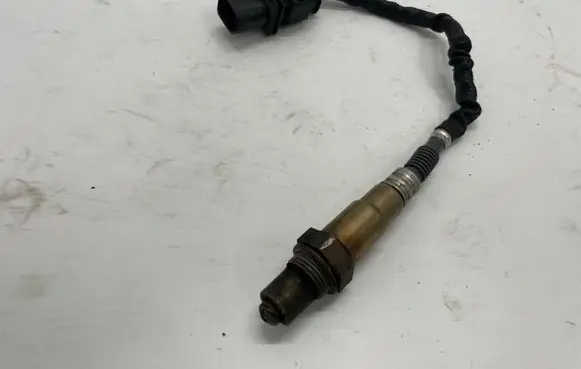 Opel Astra J Lambda probe sensor 55583271