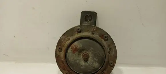 Nissan Patrol Y60 Horn signal