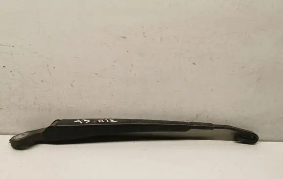 Audi A3 S3 8L Rear wiper blade arm 8D9955407A