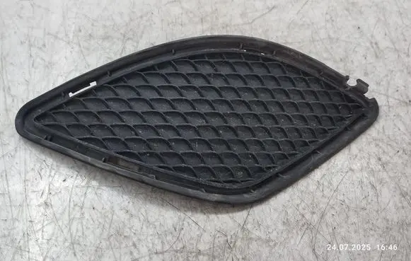 Mercedes-Benz CLA C117 X117 W117 Front bumper lower grill A1178850422