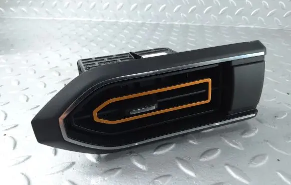 Dacia Sandero III Dashboard side air vent grill/cover trim 687605284R