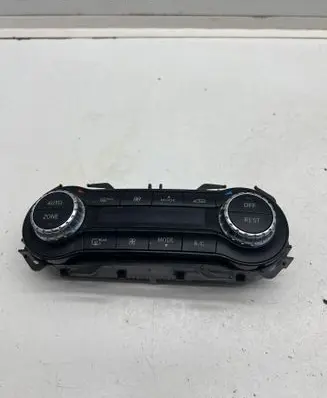 Mercedes-Benz A W176 Climate control unit A2469001908 5HB01044803 A2469015103