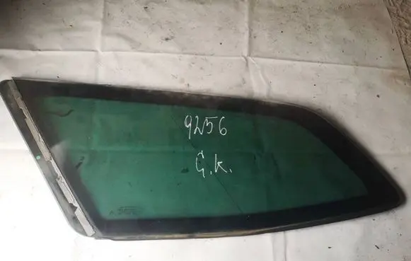 Citroen C5 Rear side window as2