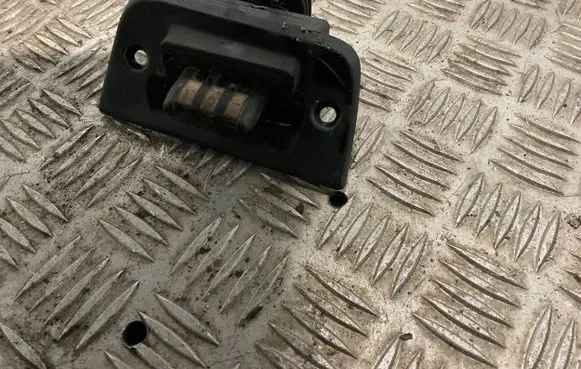 Volkswagen Transporter - Caravelle T5 Sliding door latching motor 