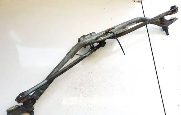 Audi A4 S4 B5 8D Front wiper linkage and motor