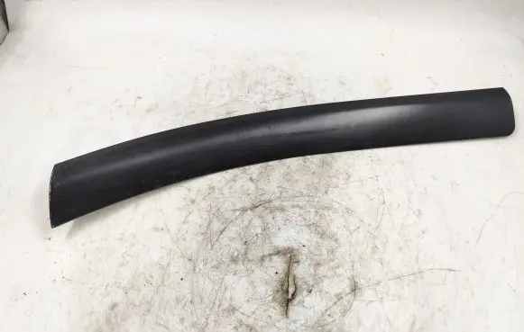 BMW 3 E46 Dashboard glove box trim 8196102