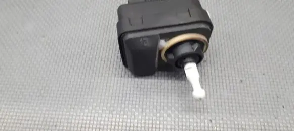 Nissan Note (E11) Headlight level adjustment motor 