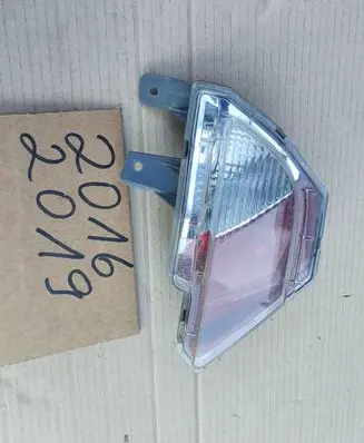 Toyota RAV 4 (XA40) Rear fog light 8149042060