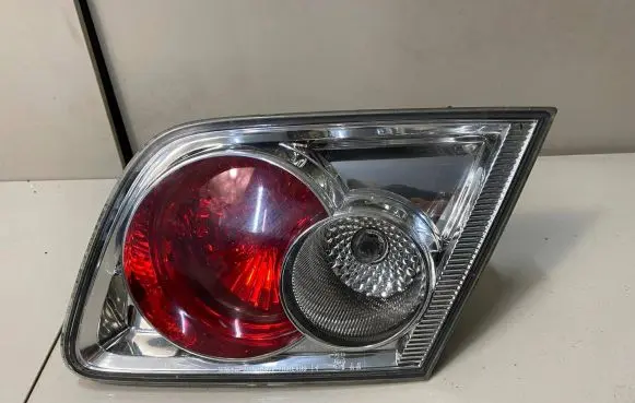 Mazda 6 Tailgate rear/tail lights 226-61971