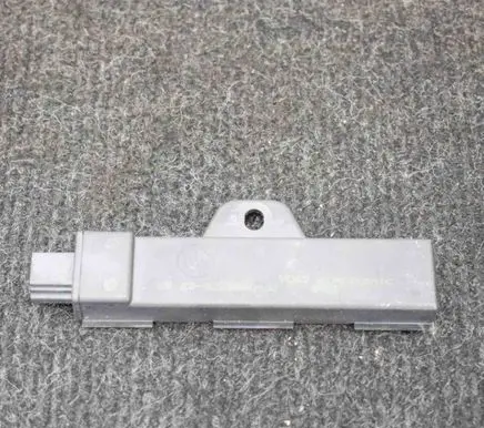 BMW 2 F22 F23 Aerial antenna amplifier 9220832